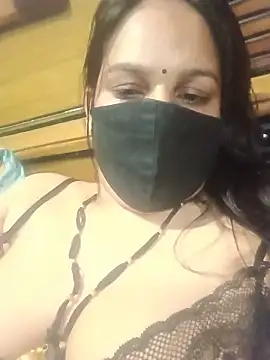 Snapshot of 01Roshani chatting on 06.09.26 01Roshani online show from 06.09.26