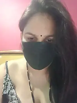Snapshot of 01Roshani chatting on 06.11.26 01Roshani online show from 06.11.26