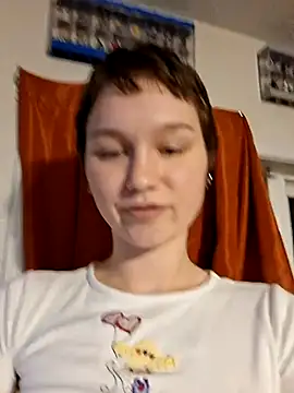 Snapshot of SugarNCinnamon chatting on 05.15.26 SugarNCinnamon online show from 05.15.26