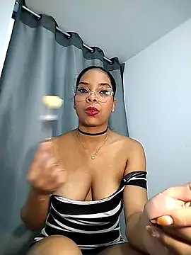 Snapshot of KATALINA_SANTANA_ chatting on 04.25.26 KATALINA SANTANA online show from 04.25.26