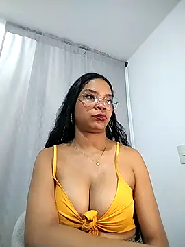 Snapshot of KATALINA_SANTANA_ chatting on 05.12.26 KATALINA SANTANA online show from 05.12.26