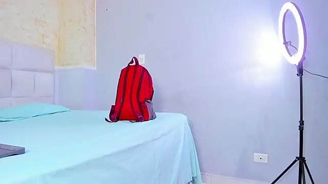 Snapshot of TyagoRoberts_ chatting on 01.13.26 TyagoRoberts online show from 01.13.26