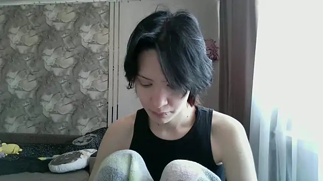 LxayBloom online show from 02.06.26