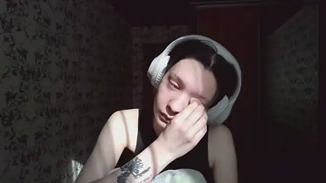 LxayBloom online show from 03.16.26