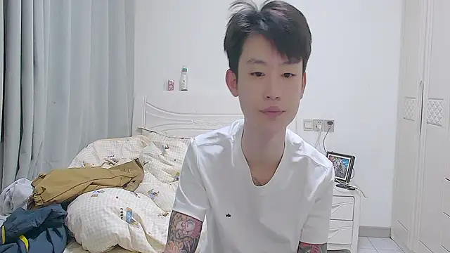 Snapshot of your-cake chatting on 04.01.26 your-cake online show from 04.01.26