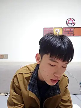 Snapshot of your-cake chatting on 04.19.26 your-cake online show from 04.19.26