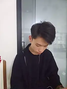 Snapshot of your-cake chatting on 05.14.26 your-cake online show from 05.14.26