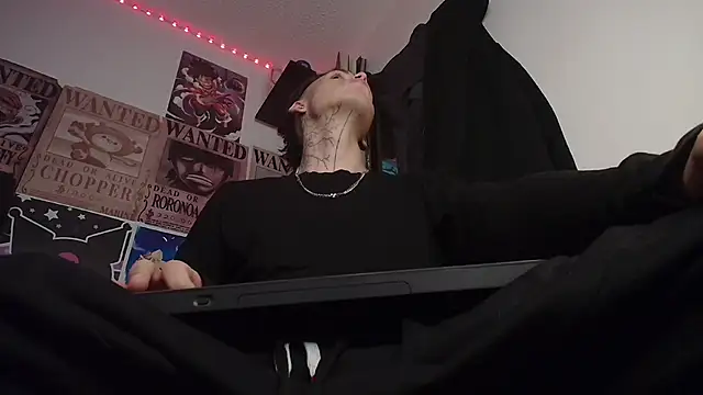 Snapshot of Anhony_Muscle chatting on 01.16.26 Anhony Muscle online show from 01.16.26