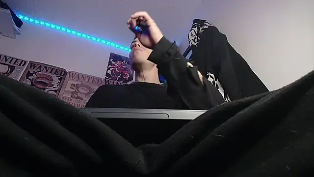 Snapshot of Anhony_Muscle chatting on 02.25.26 Anhony Muscle online show from 02.25.26