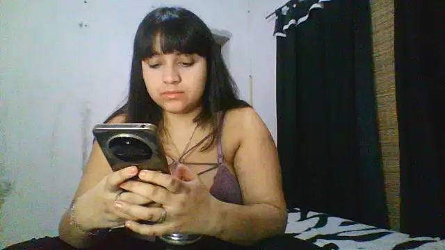 Snapshot of dulce_marrr chatting on 05.18.26 dulce marrr online show from 05.18.26