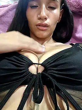 Snapshot of Aria_Maeh chatting on 02.06.26 Aria Maeh online show from 02.06.26