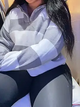 Snapshot of Lina_Velvet_ chatting on 01.15.26 Lina Velvet online show from 01.15.26