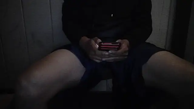 Snapshot of Lonelyboiatl chatting on 04.27.26 Lonelyboiatl online show from 04.27.26