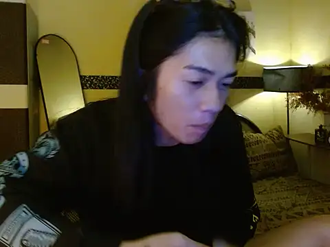Snapshot of EnviousMaddie chatting on 05.08.26 EnviousMaddie online show from 05.08.26