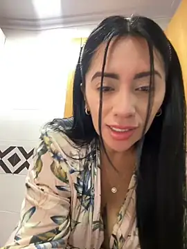 Snapshot of nataliia_queen_ chatting on 05.24.26 nataliia queen online show from 05.24.26