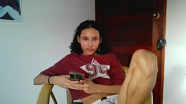 Snapshot of DeusGoth chatting on 06.21.26 DeusGoth online show from 06.21.26