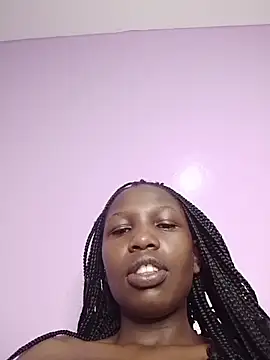 Snapshot of sweet_kendell chatting on 05.26.26 sweet kendell online show from 05.26.26