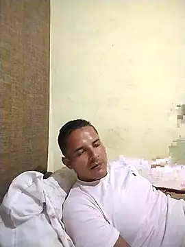 Snapshot of Gracho_25 chatting on 02.02.26 Gracho 25 online show from 02.02.26