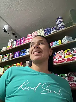 Snapshot of lannabellx chatting on 02.17.26 lannabellx online show from 02.17.26