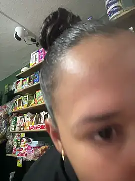 Snapshot of lannabellx chatting on 03.01.26 lannabellx online show from 03.01.26