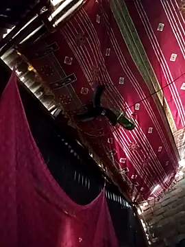 queenneha69 online show from 03.05.26