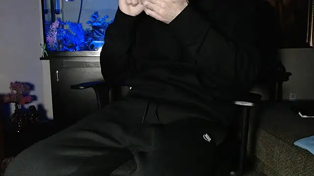 Snapshot of EspanolVato chatting on 01.14.26 EspanolVato online show from 01.14.26