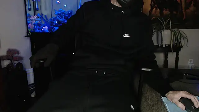 Snapshot of EspanolVato chatting on 02.25.26 EspanolVato online show from 02.25.26