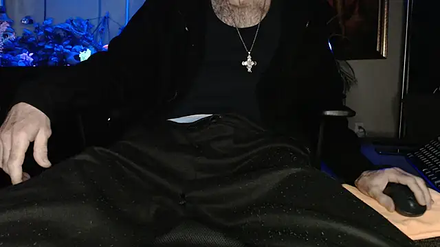 Snapshot of EspanolVato chatting on 04.02.26 EspanolVato online show from 04.02.26