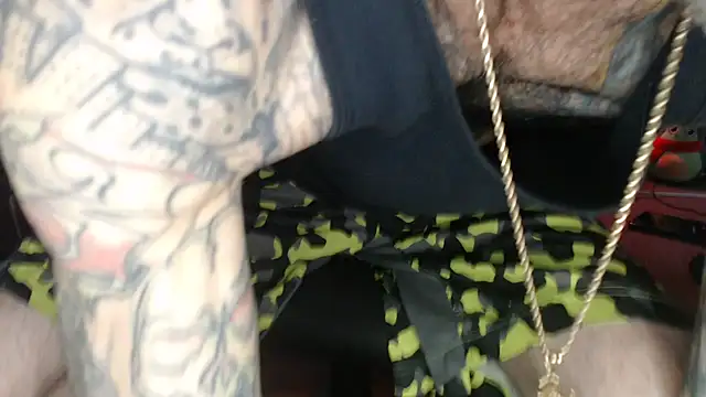 Snapshot of EspanolVato chatting on 04.04.26 EspanolVato online show from 04.04.26