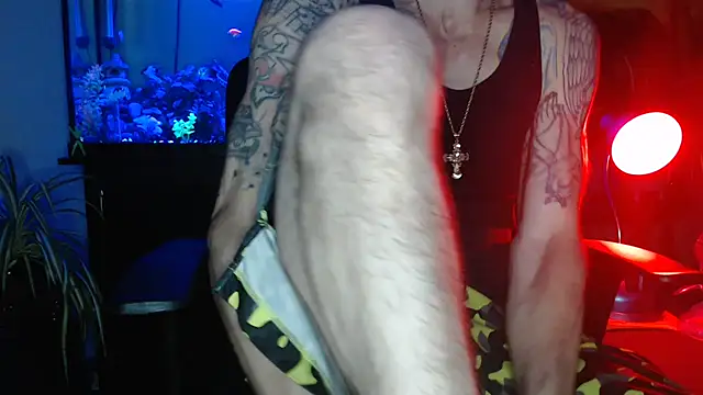 Snapshot of EspanolVato chatting on 04.15.26 EspanolVato online show from 04.15.26