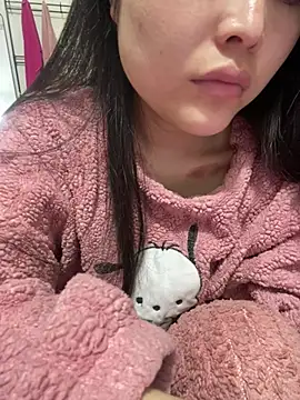 Snapshot of lealia699 chatting on 02.23.26 lealia699 online show from 02.23.26