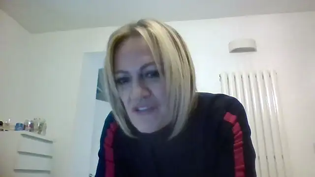 Snapshot of Milfshake227 chatting on 03.07.26 Milfshake227 online show from 03.07.26