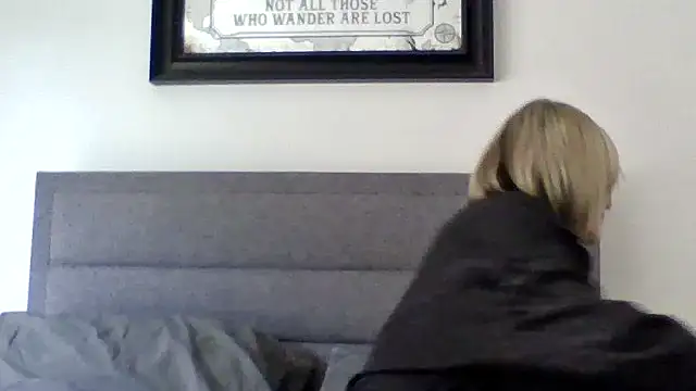 Snapshot of Milfshake227 chatting on 03.10.26 Milfshake227 online show from 03.10.26