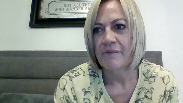 Snapshot of Milfshake227 chatting on 04.02.26 Milfshake227 online show from 04.02.26