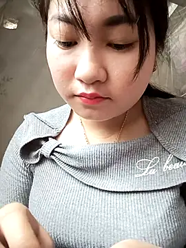 Snapshot of Honey_Miu chatting on 02.22.26 Honey Miu online show from 02.22.26