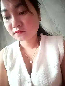 Snapshot of Honey_Miu chatting on 03.08.26 Honey Miu online show from 03.08.26