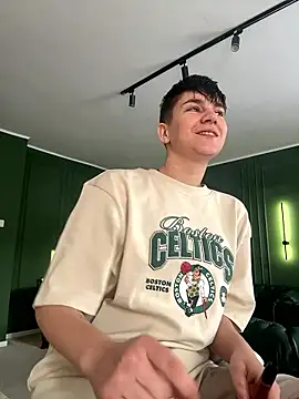 Snapshot of ravenryx chatting on 01.11.26 ravenryx online show from 01.11.26