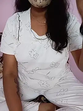 Snapshot of Ammu14399 chatting on 05.31.26 Ammu14399 online show from 05.31.26