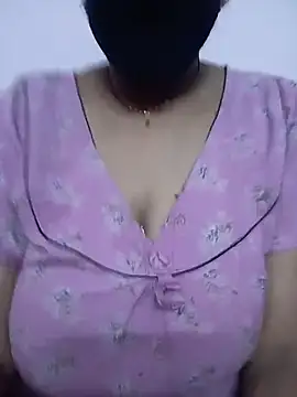 Snapshot of Ammu14399 chatting on 07.13.26 Ammu14399 online show from 07.13.26