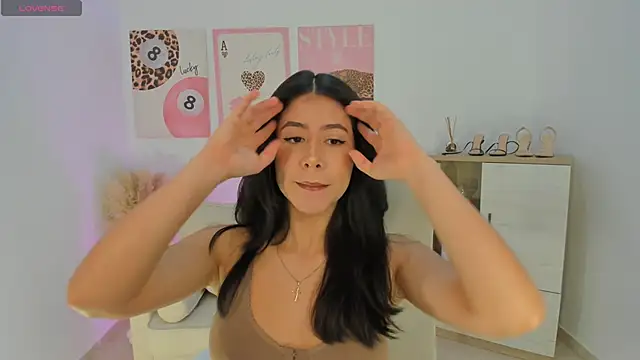 Sussan Monroe online show from 04.17.26