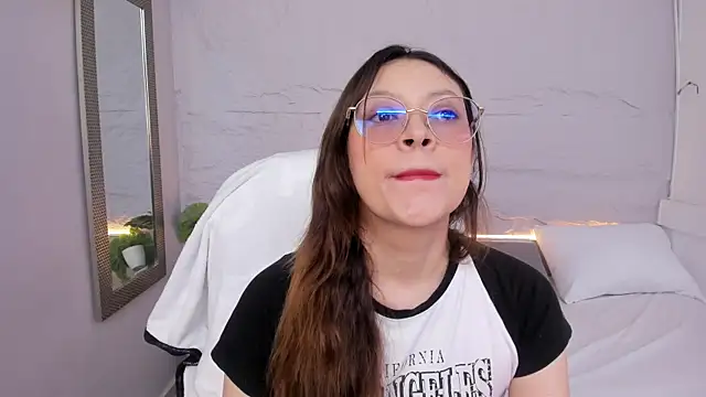 Snapshot of lanna_18_ chatting on 04.30.26 lanna 18 online show from 04.30.26
