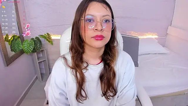 Snapshot of lanna_18_ chatting on 06.15.26 lanna 18 online show from 06.15.26