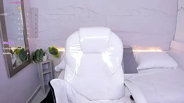 Snapshot of lanna_18_ chatting on 06.19.26 lanna 18 online show from 06.19.26