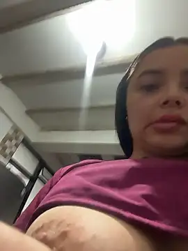 Snapshot of Mia__Bloom chatting on 01.14.26 Mia Bloom online show from 01.14.26