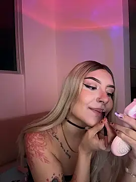 Snapshot of alesziarose_ chatting on 01.15.26 alesziarose online show from 01.15.26