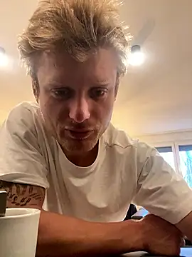 Snapshot of Fitlover1994 chatting on 01.16.26 Fitlover1994 online show from 01.16.26