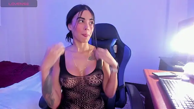 catalina  blaze online show from 01.11.26