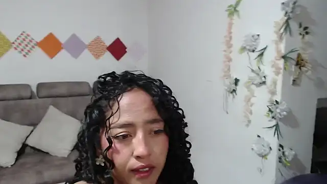 Snapshot of 23velvet chatting on 01.13.26 23velvet online show from 01.13.26