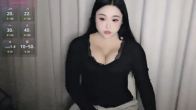 Missqiu-w online show from 01.14.26