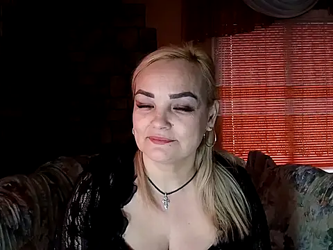 Snapshot of AureliaLove35 chatting on 02.18.26 AureliaLove35 online show from 02.18.26